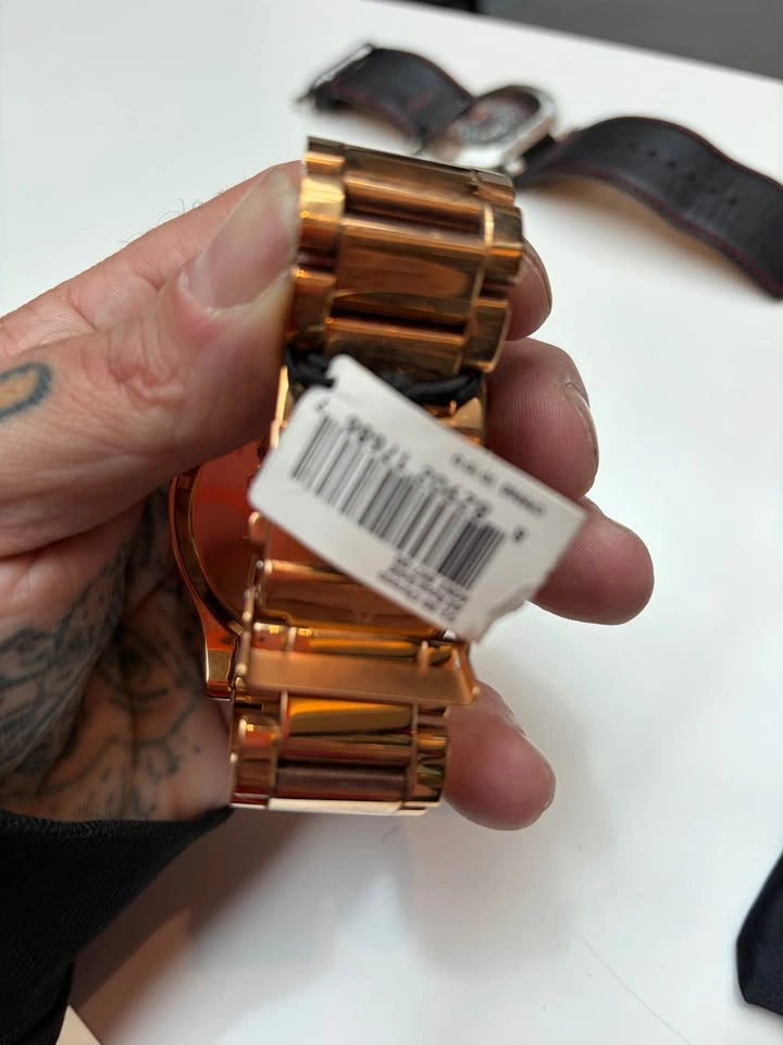 Nixon 51-30 Rose Gold Watch - photo 3