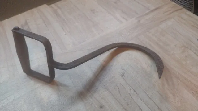 2 Hay bale hooks - photo 2
