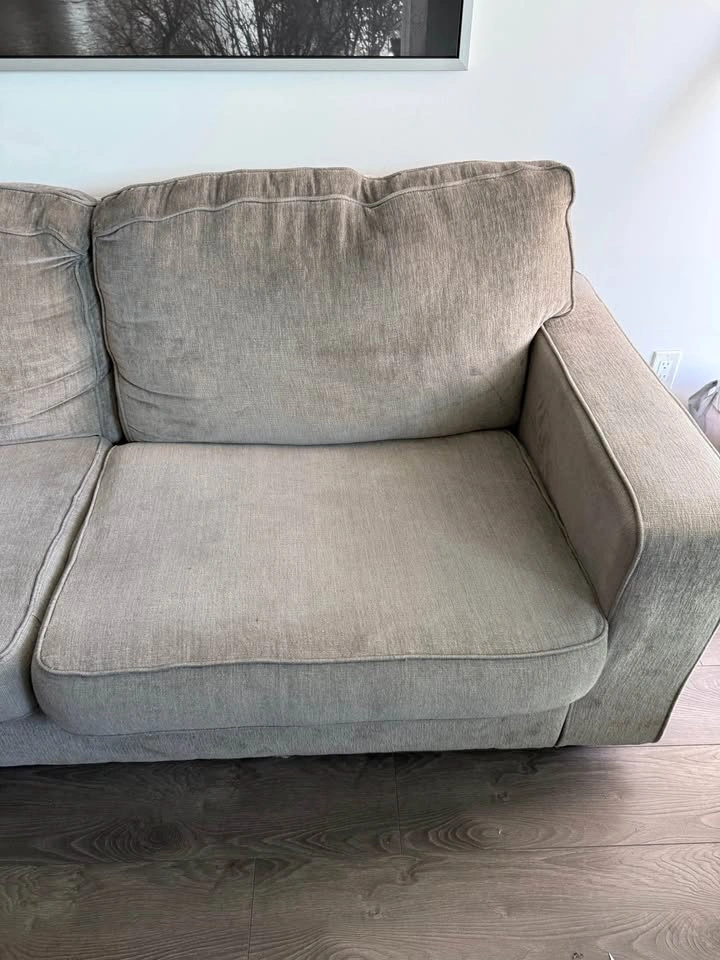 Moving sale - Sofa - photo 3