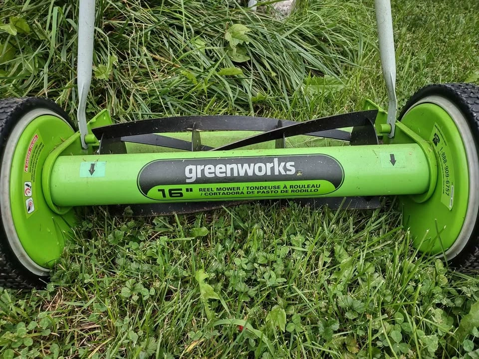 Manual Lawn Mower - photo 2