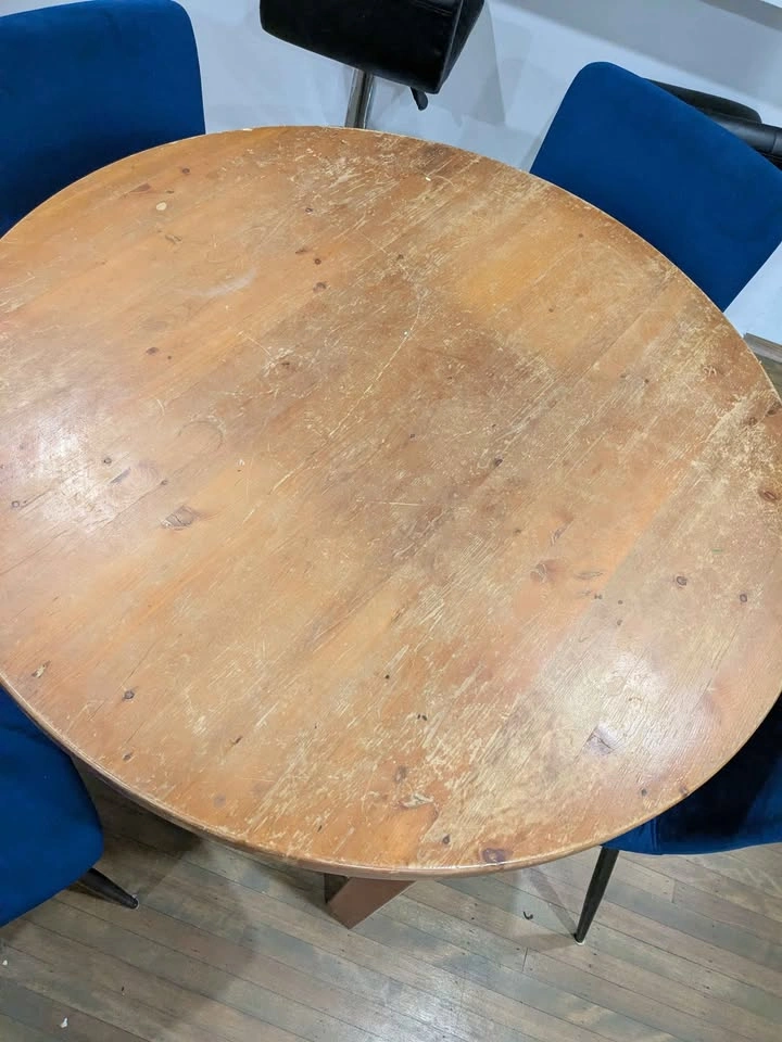 Solid Wood Round Dining Table - photo 2