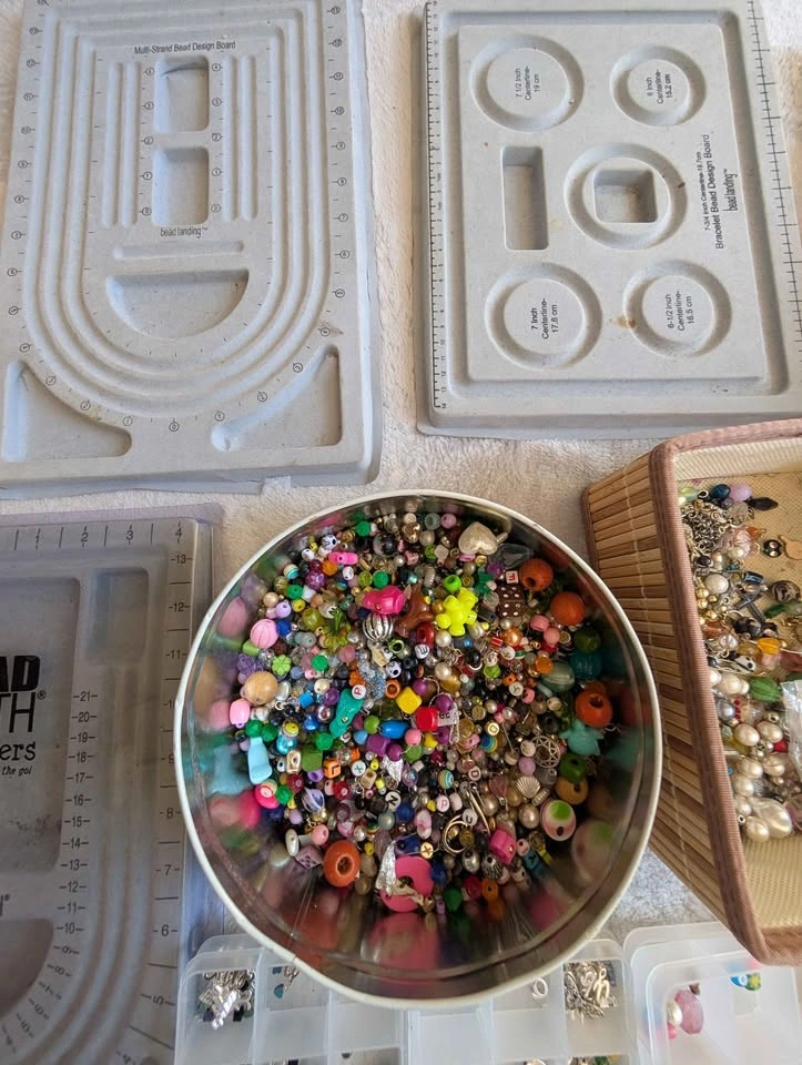 Huge Beadsmith Jewelry Making & Beading Destash Bundle - photo 2