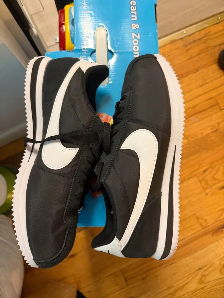 Nike Cortez Black White Sneakers - size 11 - photo 2