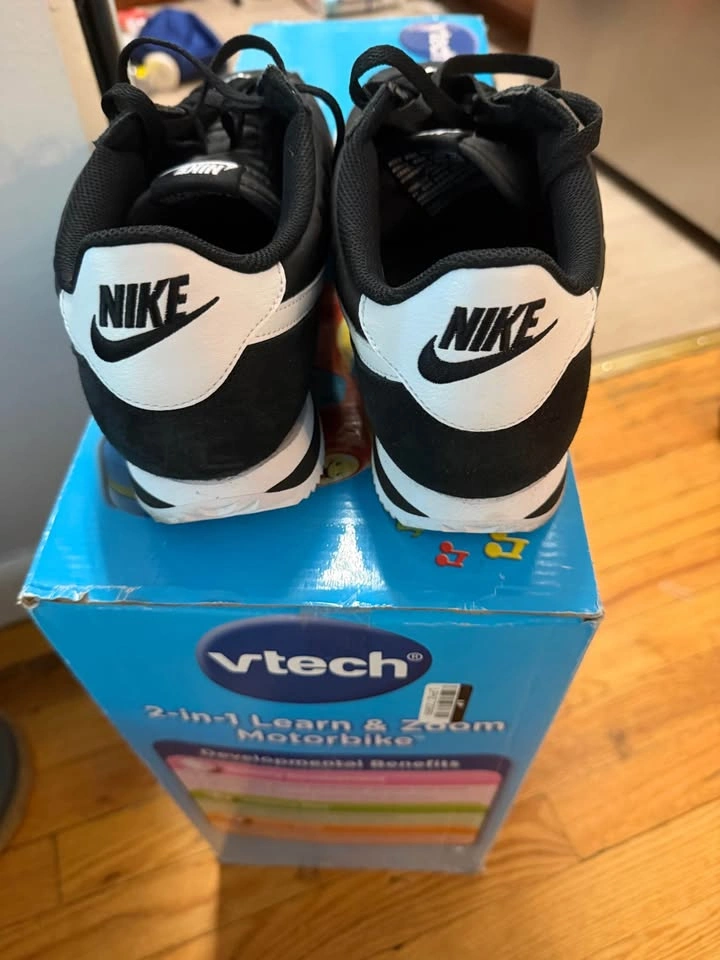 Nike Cortez Black White Sneakers - size 11 - photo 3