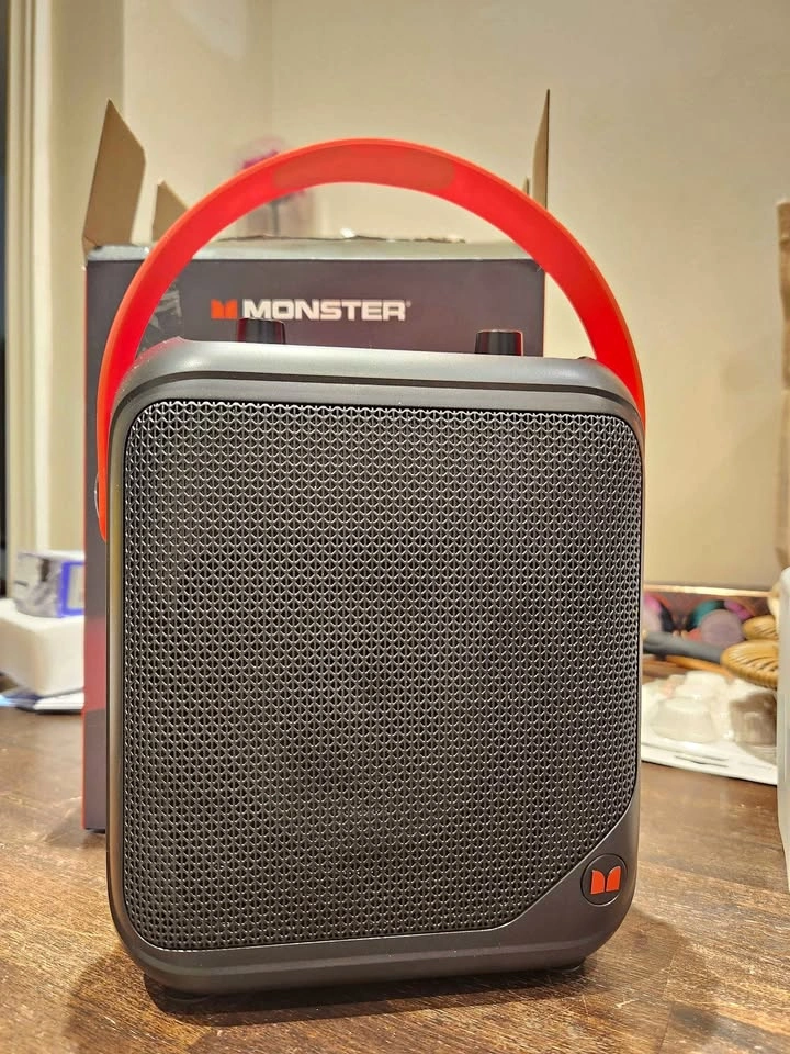 Monster MFS 1 Portable Bluetooth Speaker