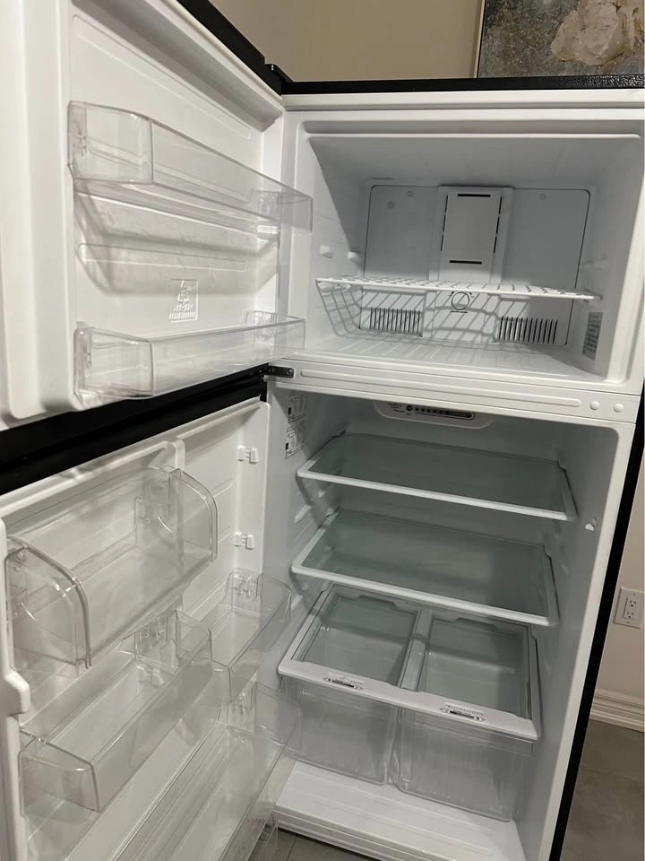 Stainless Steel Fridge With Freezer - photo 3