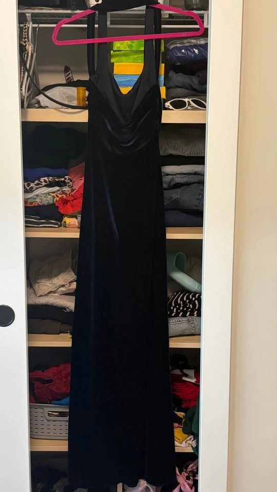 Elegant Velvet Navy Dress - photo 2