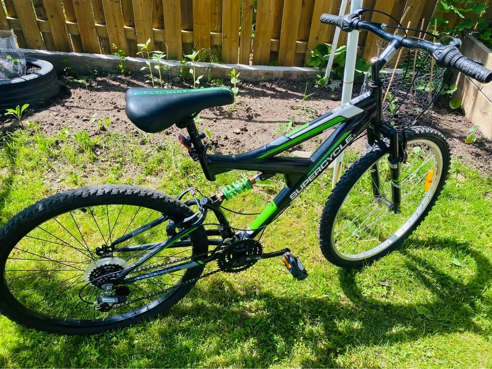 Supercycle 26” Whirl Full Suspension 18 Speed Bike - photo 2