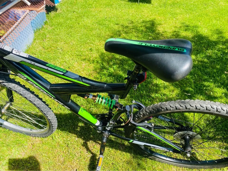 Supercycle 26” Whirl Full Suspension 18 Speed Bike - photo 4