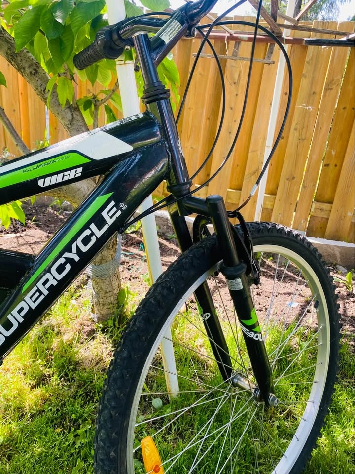 Supercycle 26” Whirl Full Suspension 18 Speed Bike - photo 5