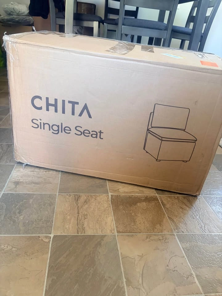 New- Chita Upholstered chair with Storage - photo 5