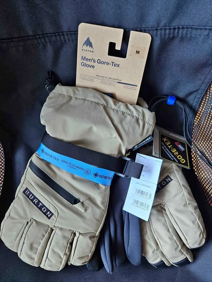 NEW Burton GoreTex Glove - Skiing Snowboarding - Size M
