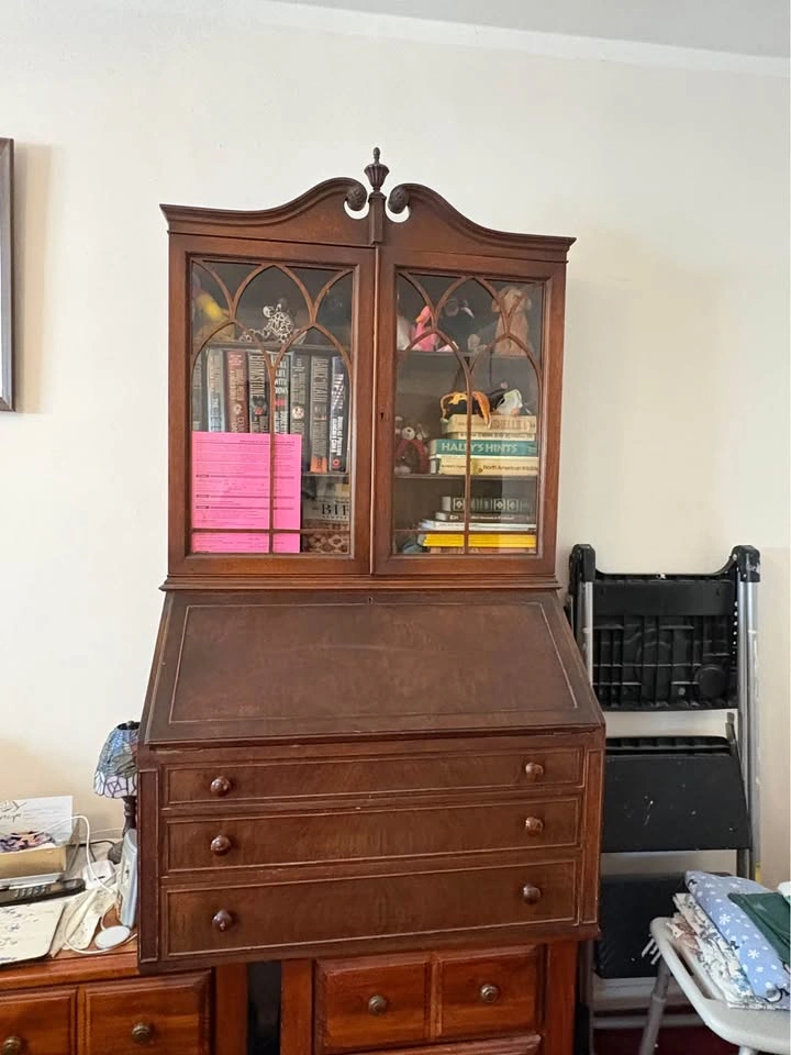 Vintage Mahogany Secretary Desk with Hutch - photo 5