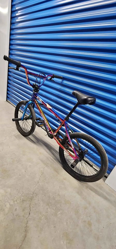 Hyper Jet Fuel BMX Bike Iridescent Rainbow