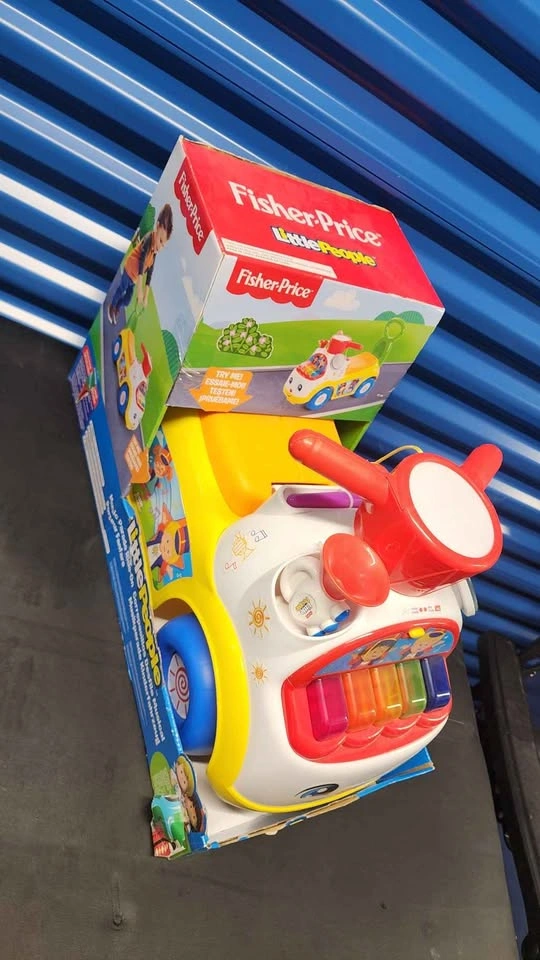 Fisher-Price Kids Music Parade Ride-On Car - photo 2