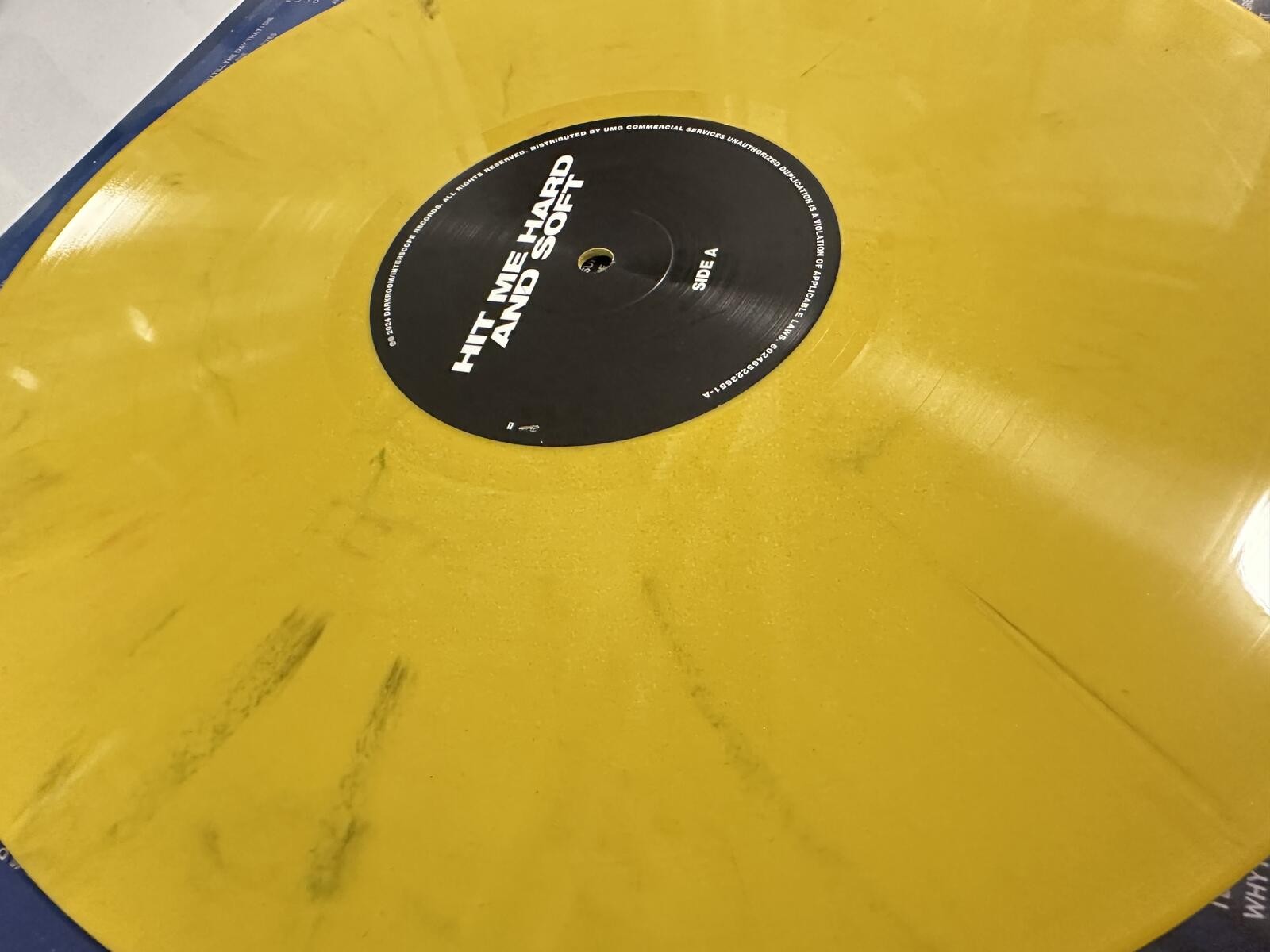 Billie Eilish Hit Me Hard and Soft Limited Yellow Eco Mix Vinyl - photo 5