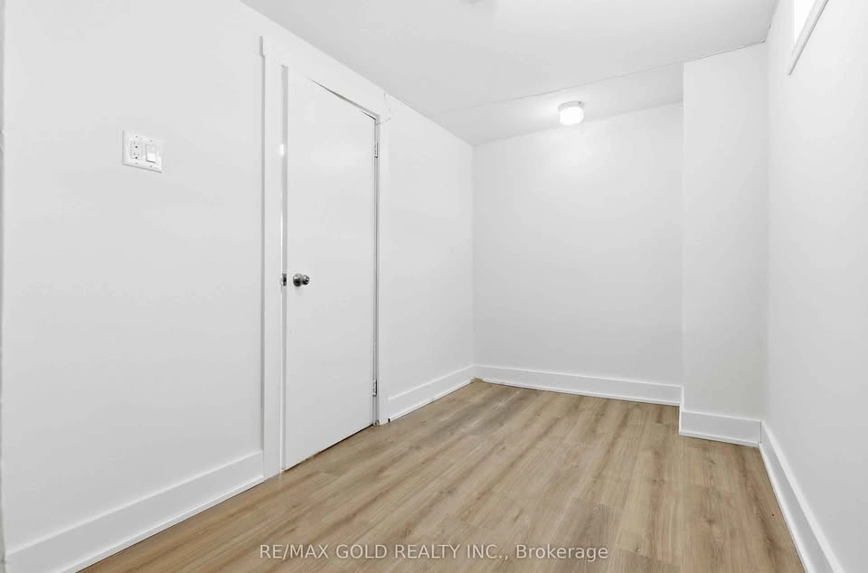 2 Beds 1 Bath - Basement - photo 2