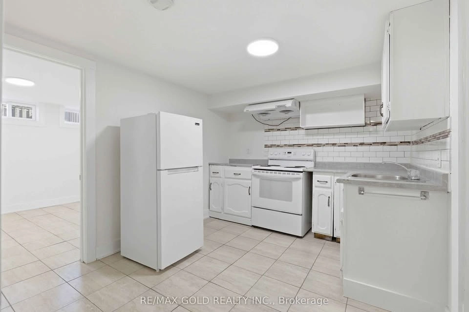2 Beds 1 Bath - Basement