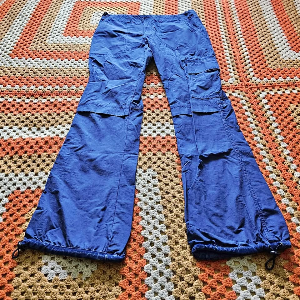 Size 6 Y2K Abercrombie & Fitch Blue Nylon Cargo Pants