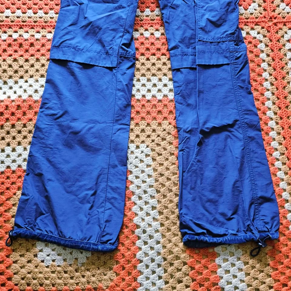 Size 6 Y2K Abercrombie & Fitch Blue Nylon Cargo Pants - photo 2