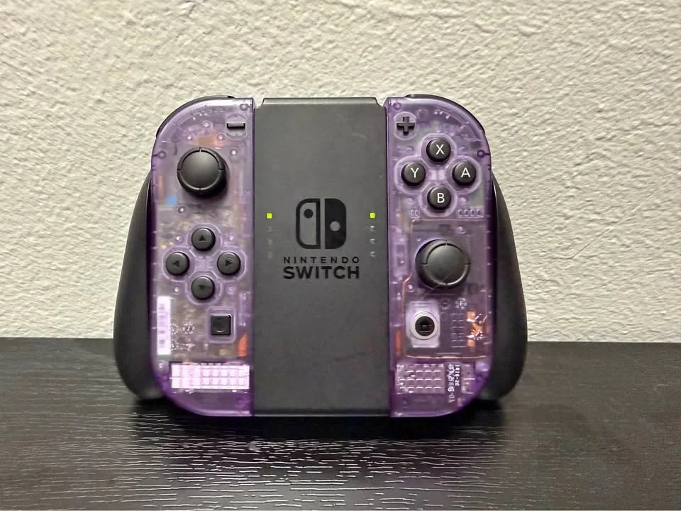 Nintendo Switch Joy-Cons Atomic Purple