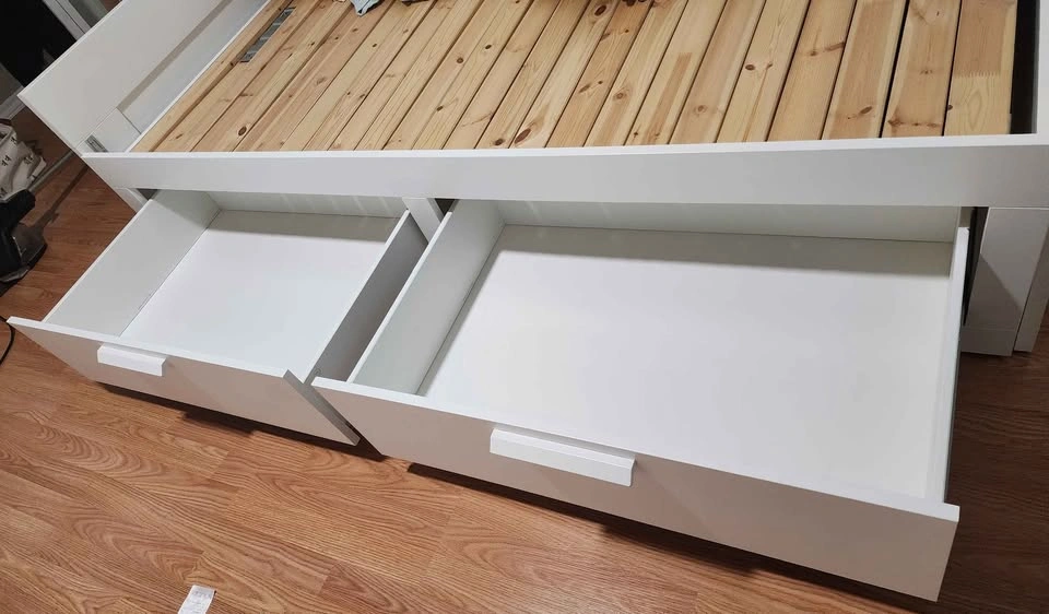 Ikea sofa / bed frame with 2 drawers, white - photo 2