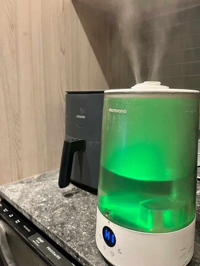 Homvana Ultrasonic Humidifier – Excellent Condition - photo 2