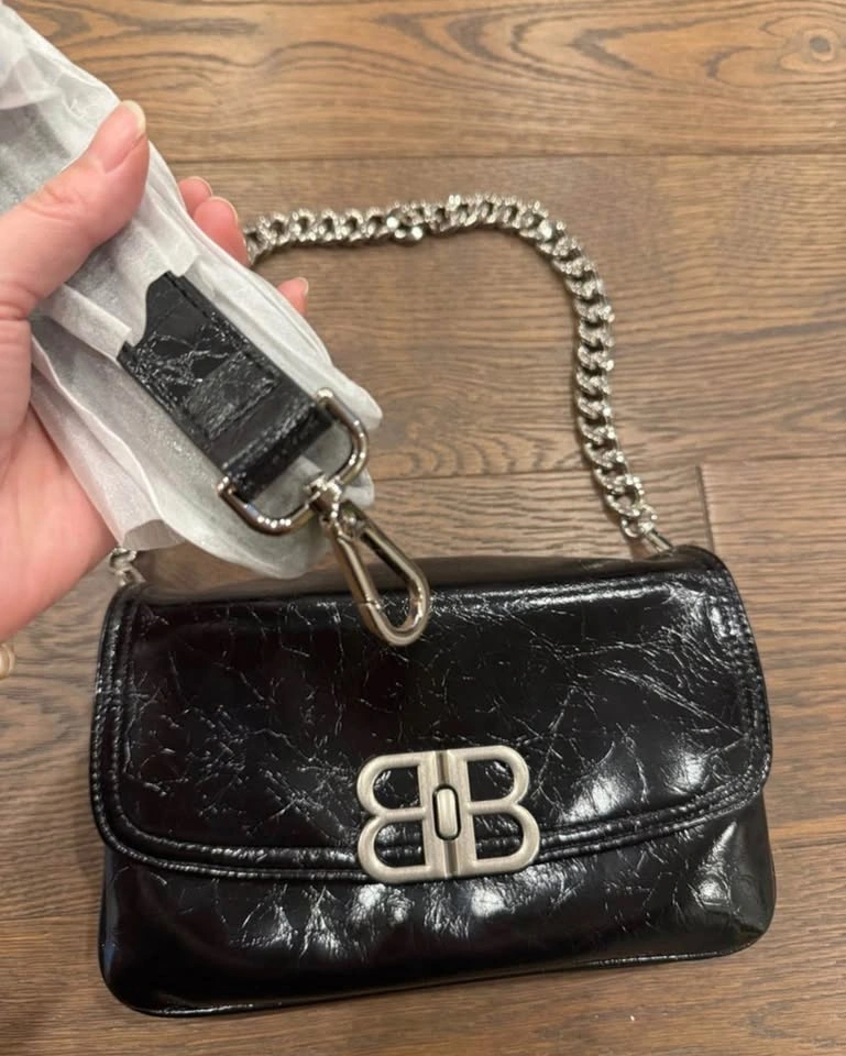 Brand New Chain Strap Crossbody Bag - photo 2