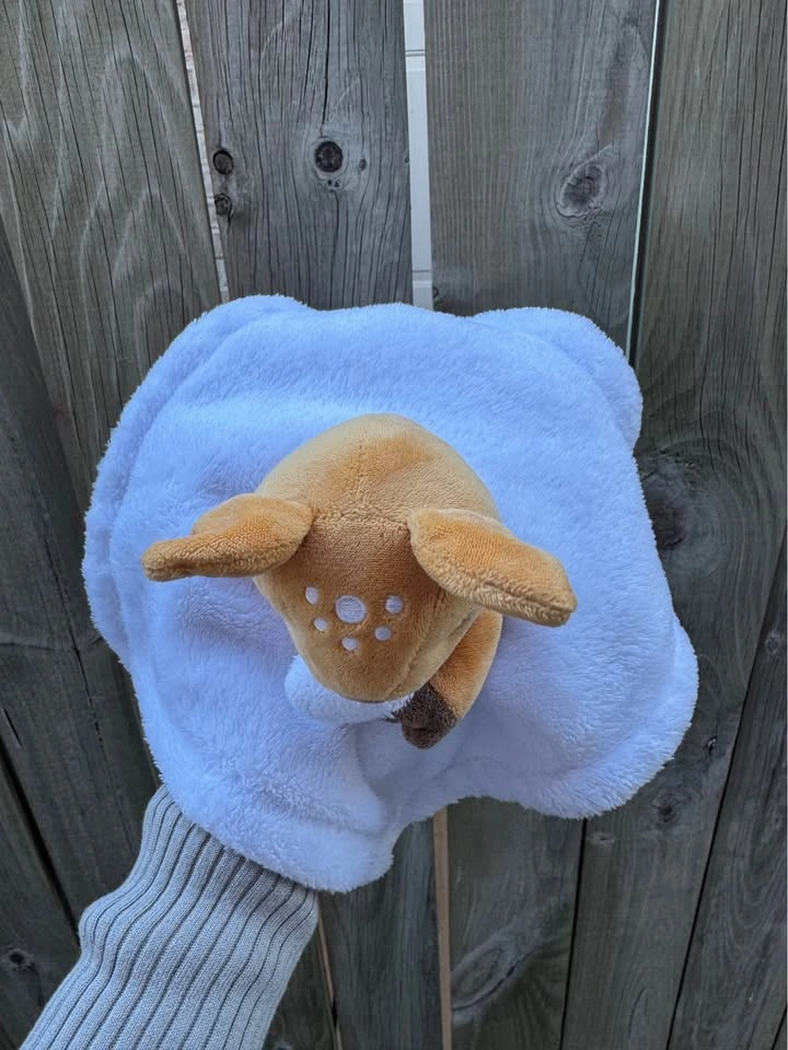 Cute deer security blanket - photo 3