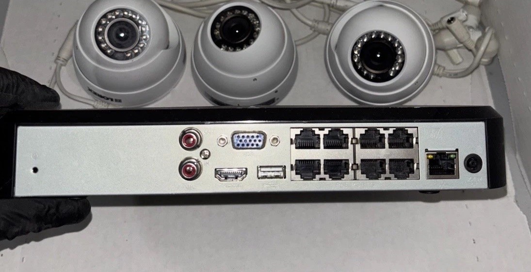Lorex 8 Channel HD NVR System with 7 Cameras - photo 2