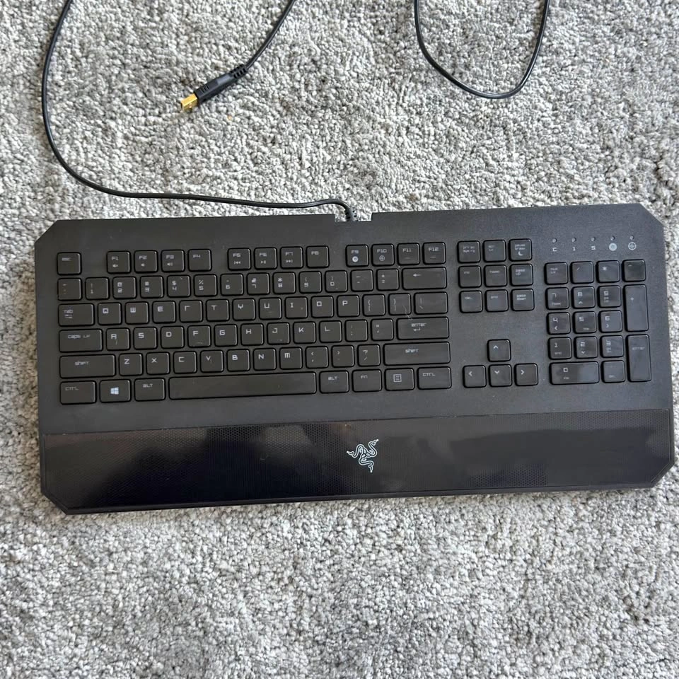 Razer Deathstalker Gaming Keyboard - Mint Condition