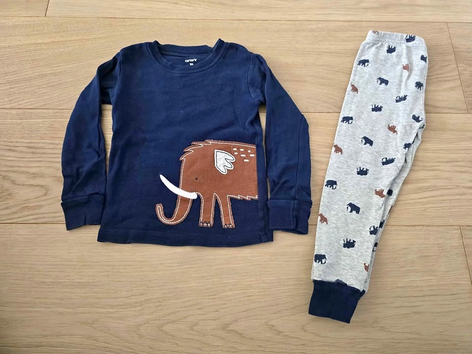 3T Carter's pajamas