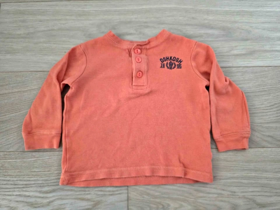 3T Oshkosh waffle-knit sweater