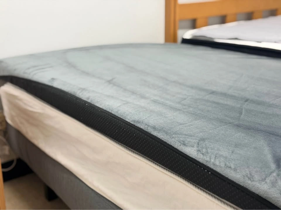 [Moving Sale] Super Clean 8" Innerspring Mattress (Twin Size) - photo 2