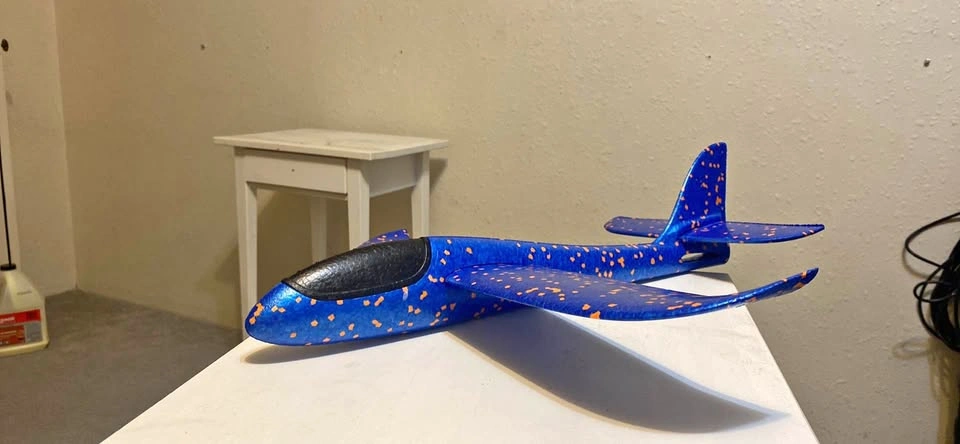 New Tod's Fun Foam Airplanes - 4 Colors