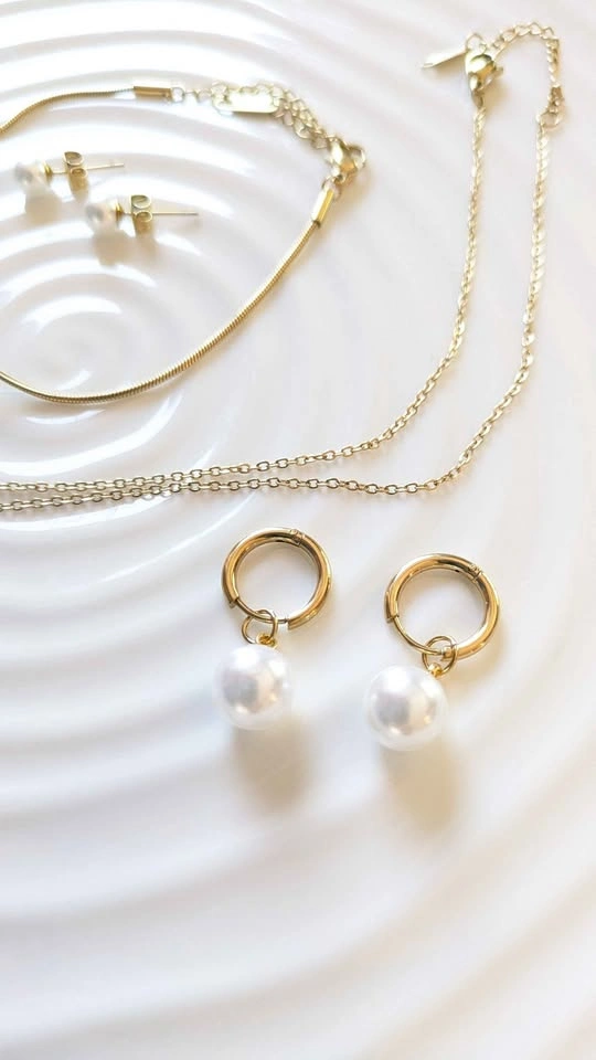 Beautiful Pearl 18k Gold Plated 5-Piece Jewelry Set - photo 2