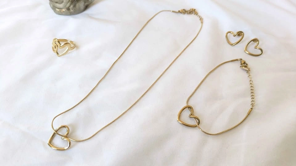 Tarnish-free/Hypoallergenic 18k gold plated 4-piece jewelry set - photo 5