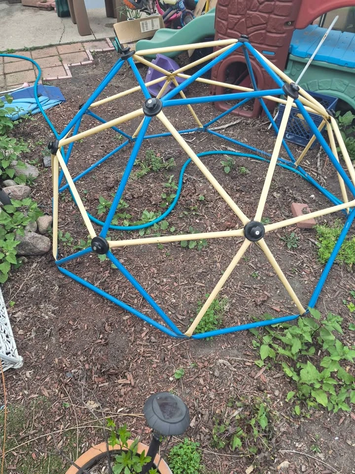 Hapsor yellow and blue geometric dome climber - photo 2