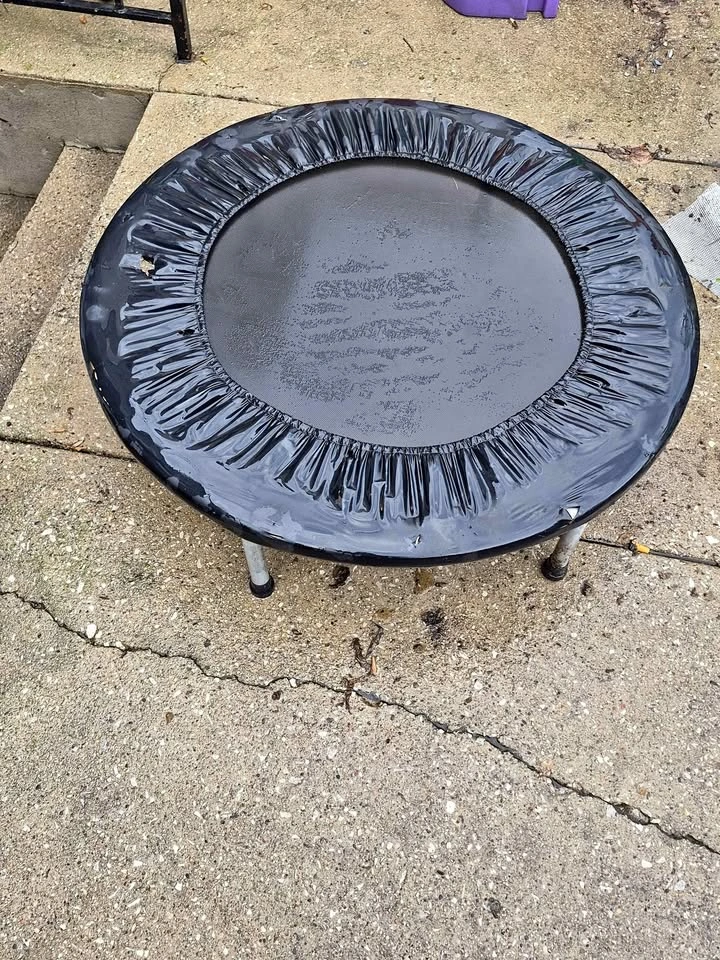 36 inch single person trampoline
