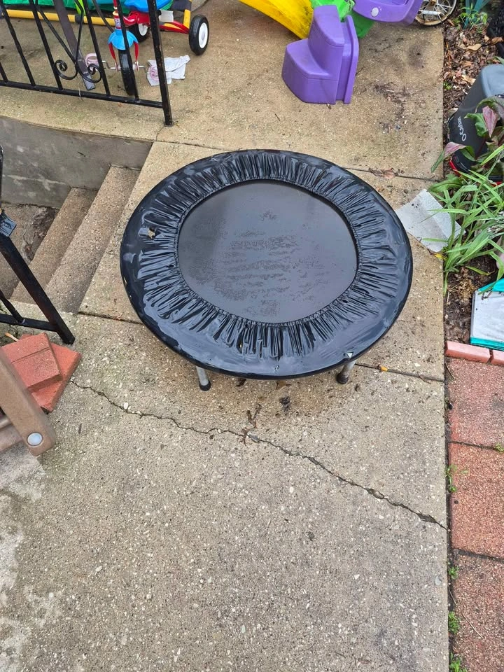 36 inch single person trampoline - photo 3
