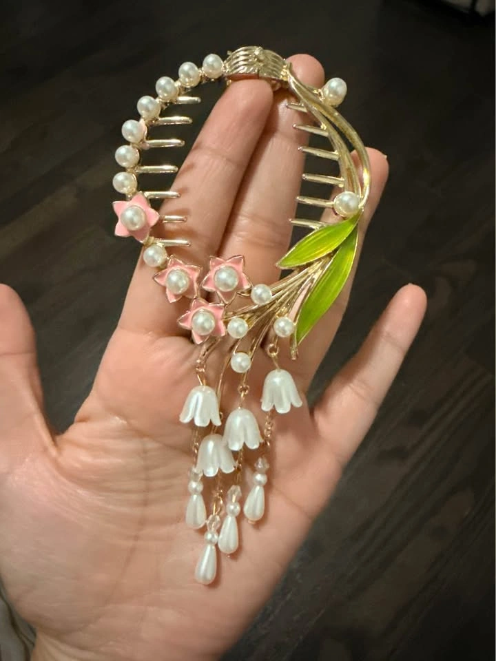The Round Bun Hair Clip - photo 3
