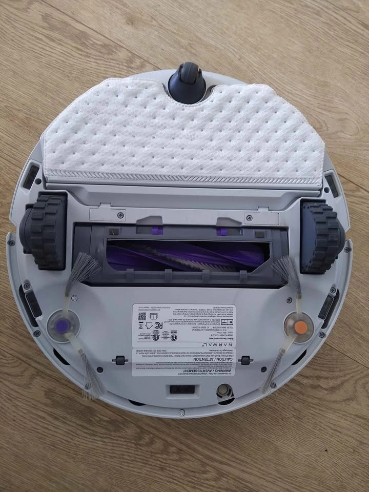 Narwal Freo X Plus Robot Vacuum and Mop - photo 2