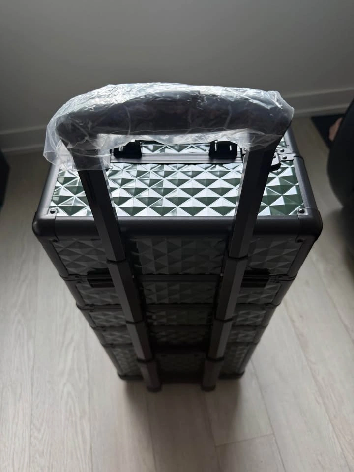 Rolling Makeup Train Case with Wheels — Damaged / As-Is - photo 2