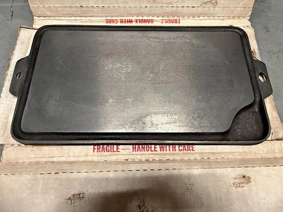 NOS Cast Iron Griddle - Birmingham Stove and Range (BSR) Dry-Fry