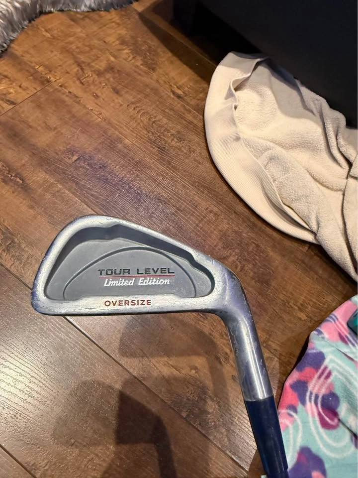 Echelon Ladies RH Golf Club Set Tour Level Limited Edition - photo 2