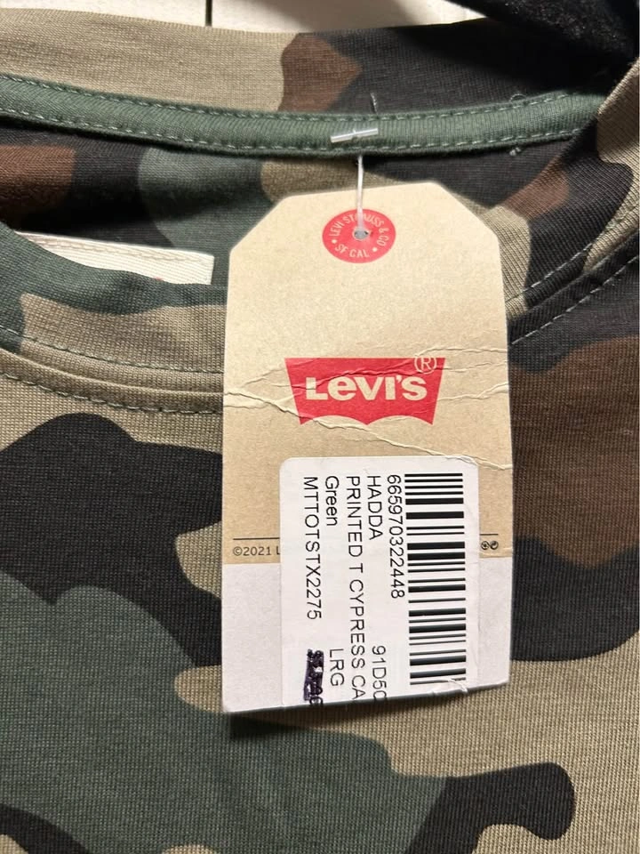 Brand new Levi's Camouflage kids T-Shirt size L - photo 3