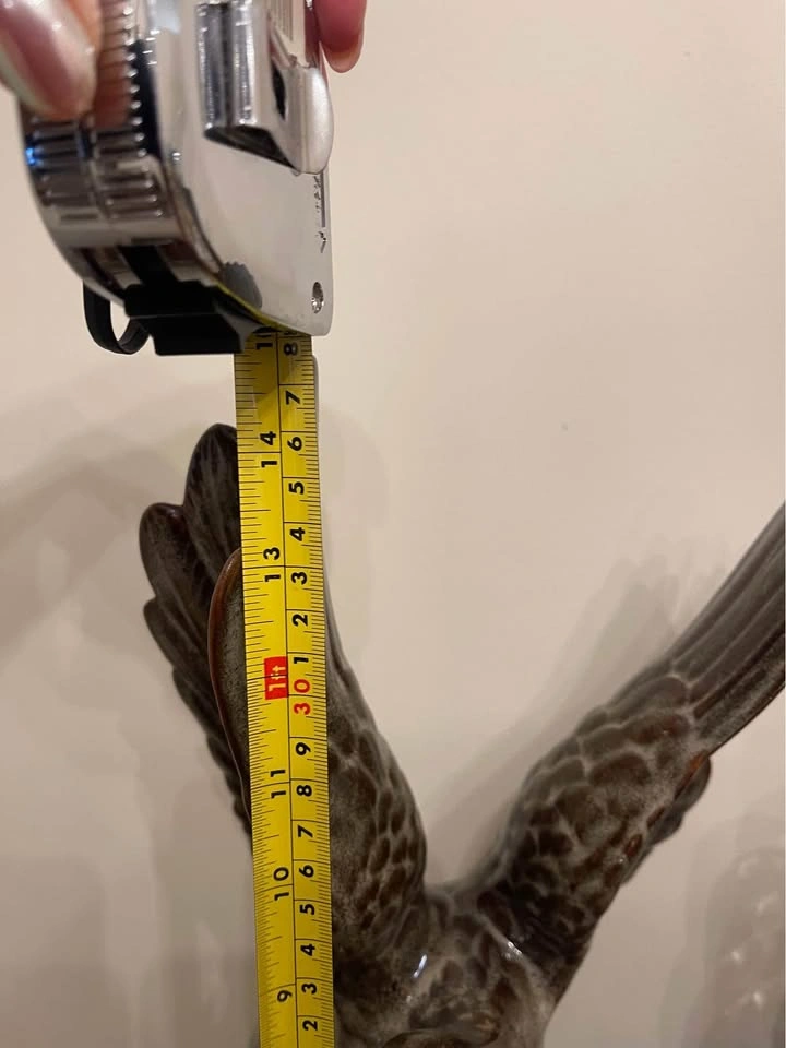 LARGE CERAMIC POTTERY EAGLE - photo 3