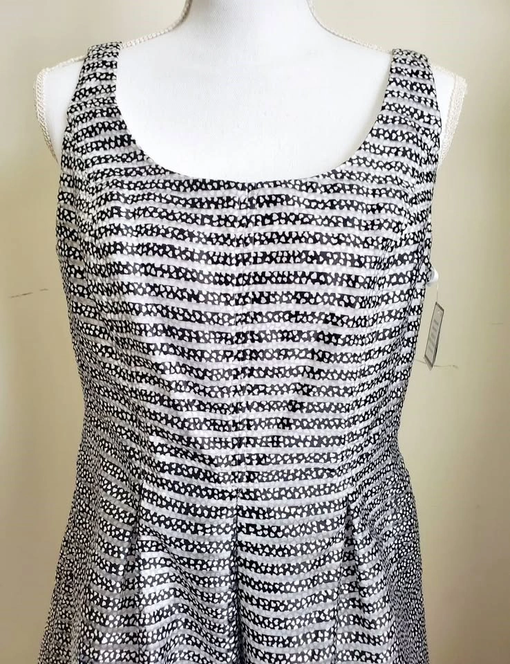 NEW with Tag- Sleeveless - Nine West - photo 2