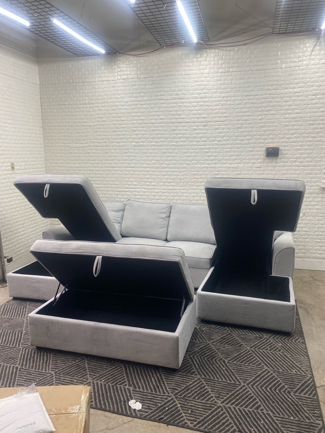 Sectional / Storage