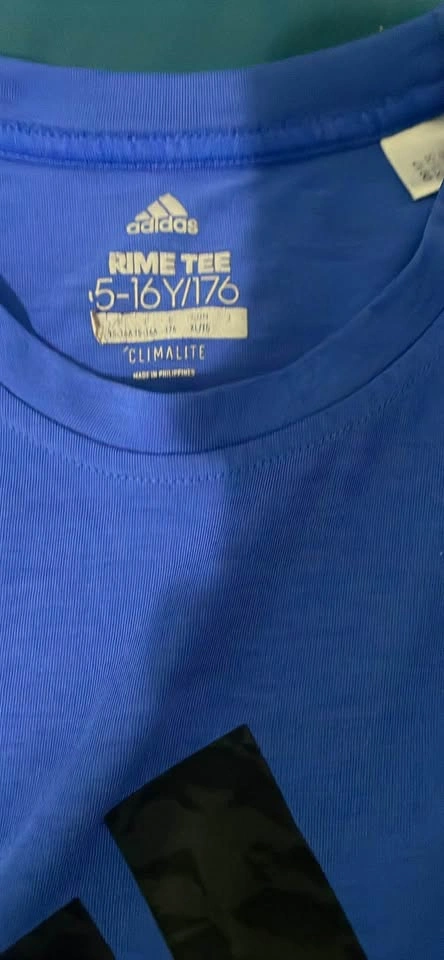 Adidas T shirt - photo 2